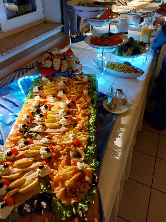 Buffet an Weihnachtsfeier